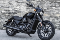 H-D_Street_750_Stock